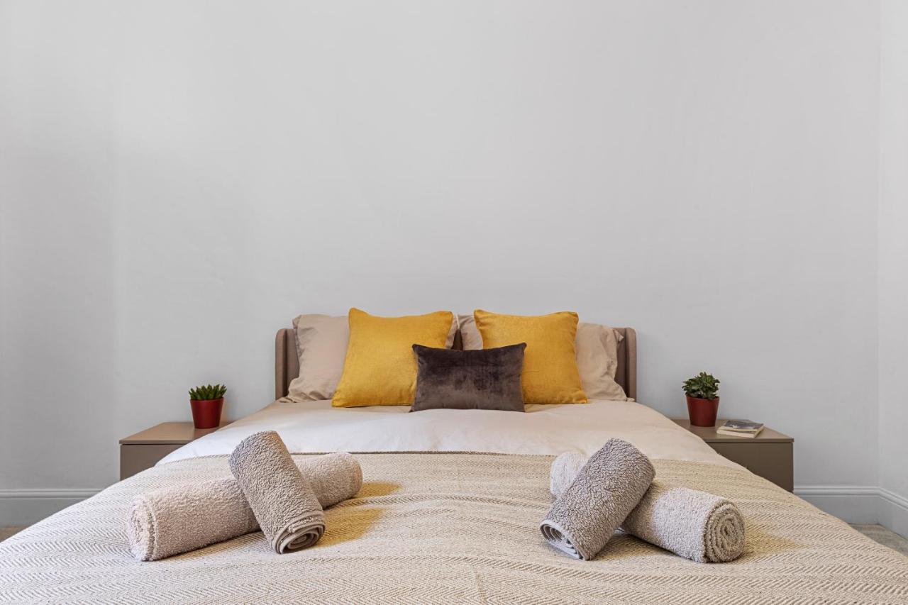 Apartamento Harrods 2 Bed Lux Flat W/patio Londres
